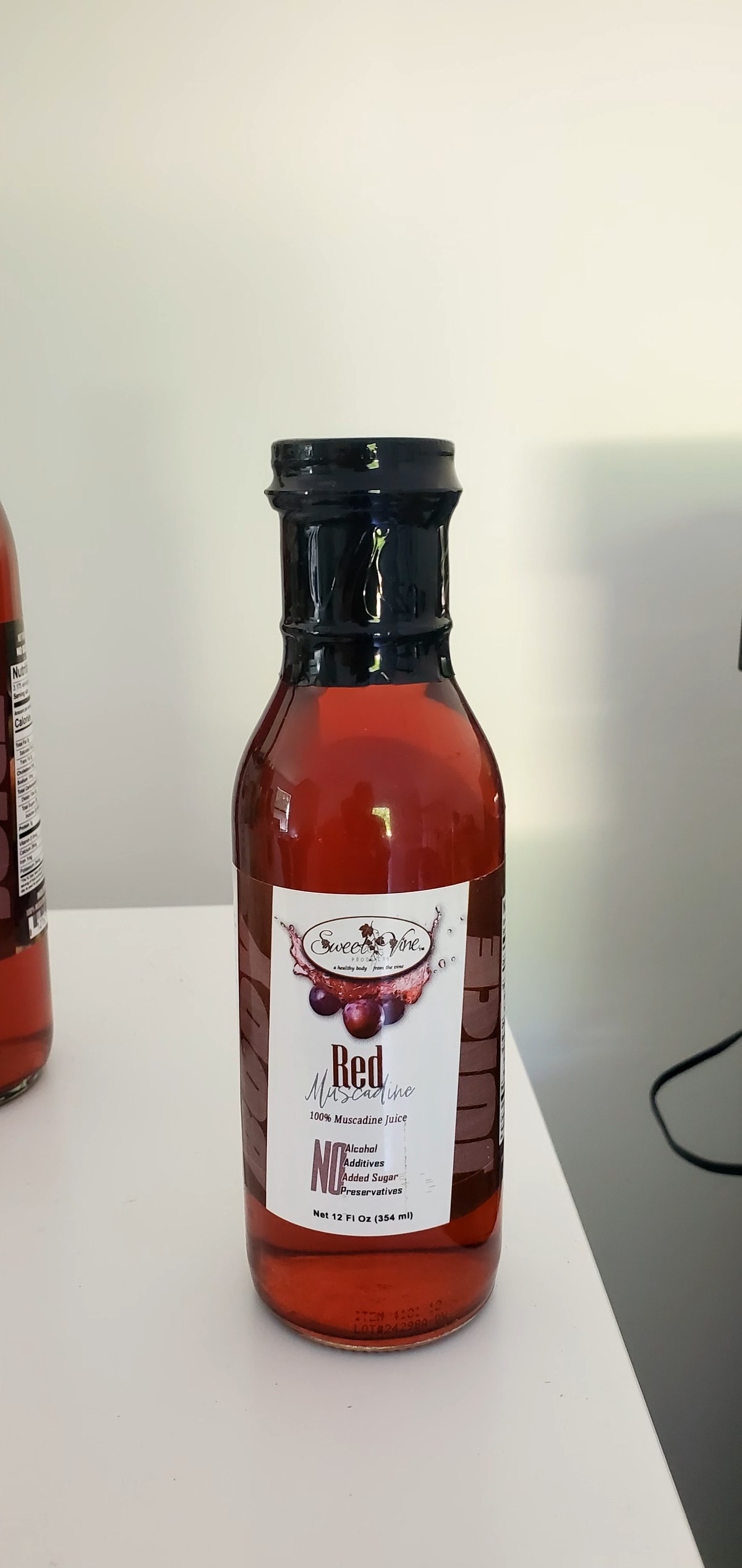 Red Muscadine Juice — 12 oz
